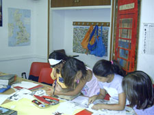 Corsi d'inglese per bambini - Your House - Vic - Torelló